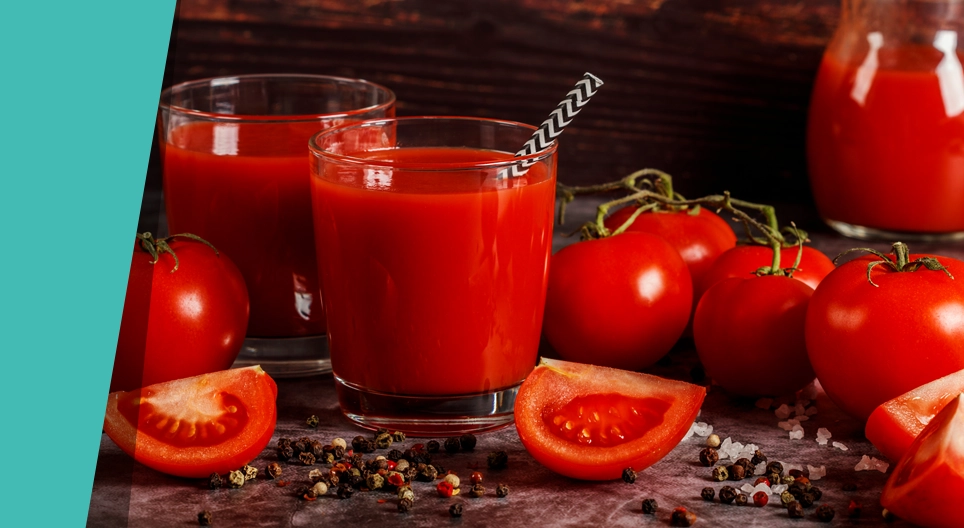 Colour-changing tomato juice