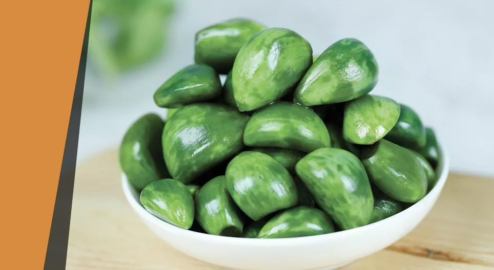 青っぽいニンニク