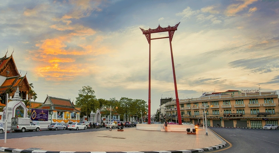 ジャイアントスイング（バンコク）