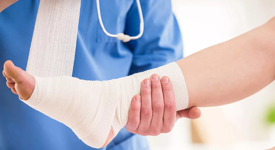 Illnesses and Injuries - Int. Ed.