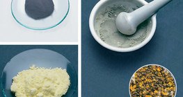 철분 (위) 유황 가루 (아래), 그리고 혼합물 (오른쪽)