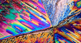 在偏振光下的结晶柠檬酸