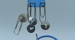 铁，镍和钴能够与磁场相互作用 - 1