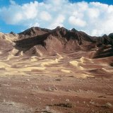 新月形沙丘，沙漠中的典型沙丘