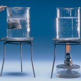 电热水器烧水比酒精灯烧水的速度更快