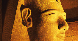 ラメセスの彫刻II