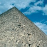 胡夫金字塔（吉萨或大金字塔）