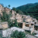 现今的住宅仍然与新石器时代的村庄类似（伊朗）