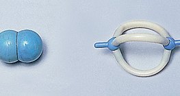 氮分子的空间填充以及其球棒模型