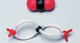 二氧化碳分子的空间填充以及其球棒模型