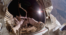 宇宙飛行士セルフ