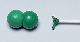 氯分子的空间填充及其棒模型