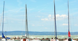 希欧福克港，匈牙利