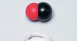 一氧化碳分子的空间填充以及球和棒的模型