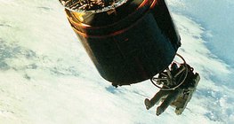 繞地球運行的衞星