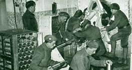 假战：在马其诺防线上堡垒中的法国士兵