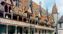 一个华丽的医院（哥特式）