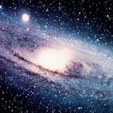 アンドロメダギャラクシーは、地球最大の主要銀河です