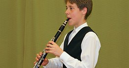 單簧管的正確拿法