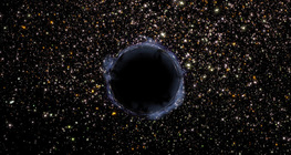 设置有黑洞的球体（照片中虚构了的图像）