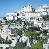 位于法国南部的中世纪小镇