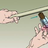 电场能量的降低时灯泡开始闪烁