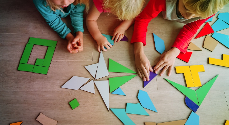 几何冒险1。 - 用几何形状做游戏