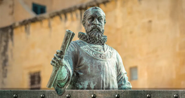 让帕里索德瓦莱特：从骑士到大团长