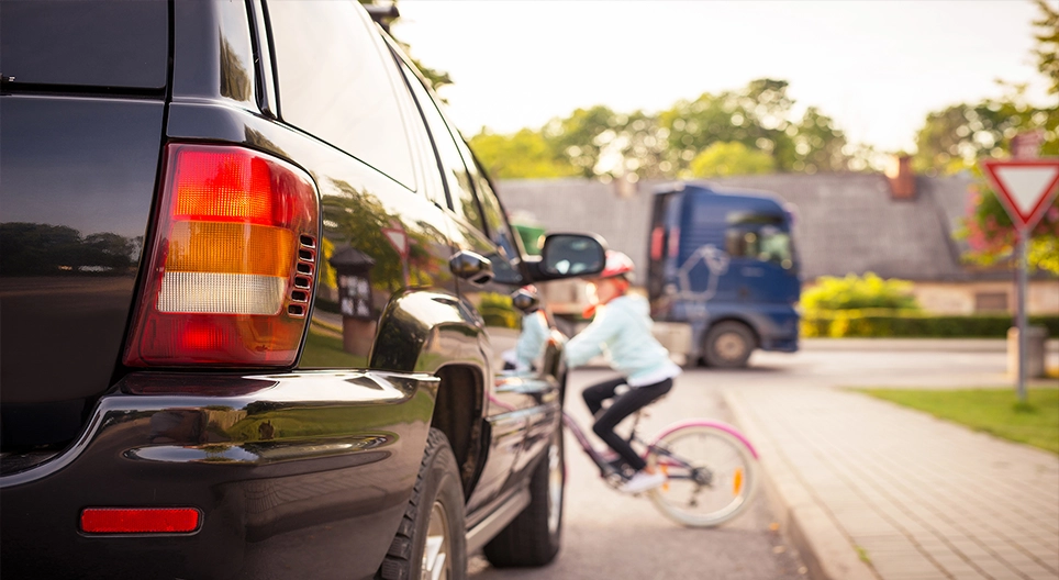 道路交通安全 1. – 反應時間、制動距離、停車距離